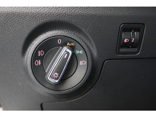 SEAT Arona 1.0 TSI Style Business Intense 2019 Benzine 28