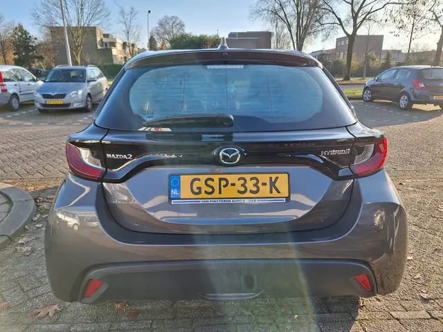 Mazda 2 Hybrid 1.5 CLIMA 2023 Hybride Benzine 5