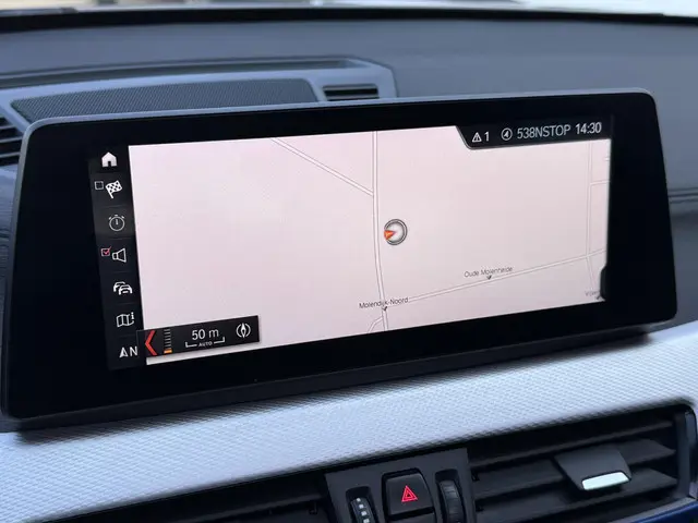 BMW X1 xDrive25e High Executive 2021 Hybride Benzine 20