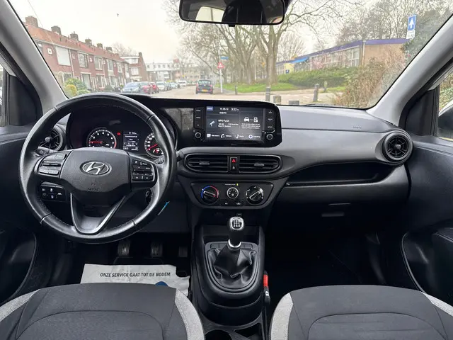 Hyundai i10 1.0 Comfort 5-zits 2022 Benzine 11