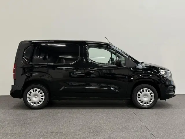 Opel Combo 1.5D L1H1 Standaard 2024 Diesel 6