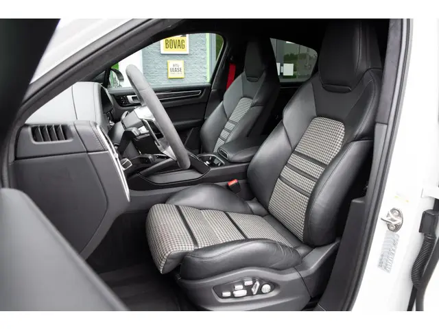 Porsche Cayenne Coupé 3.0 E-Hybrid 2020 Hybride Benzine 14