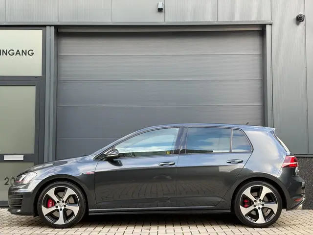 Volkswagen Golf 2.0 TSI GTI Performance 2014 Benzine 3