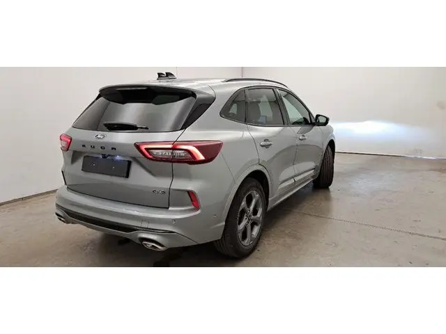 Ford Kuga 2.5 PHEV ST-Line X 2024 Hybride Benzine 6