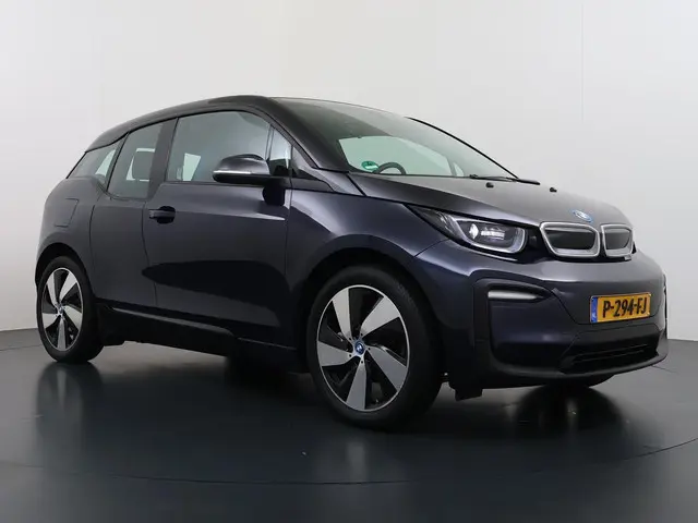 BMW i3 Basis 120Ah 42 kWh 2022 Elektrisch 3