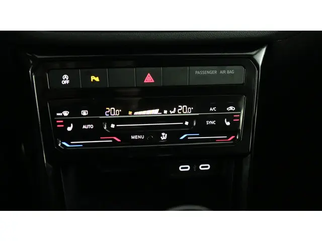 Volkswagen T-Cross 1.0 TSI R-Line 2024 Benzine 33