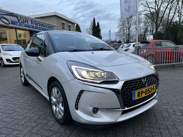 DS DS 3 1.2 PureTech 110PK So Chic 2017 Benzine 6