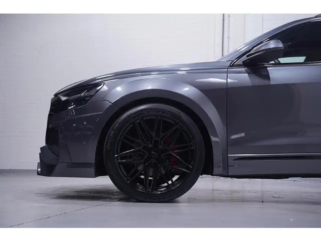Audi Q8 55 TFSI quattro 2019 Benzine 32