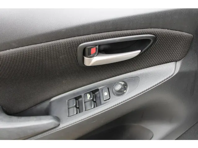 Mazda 2 1.5 Skyactiv-G Comfort 2023 Benzine 16