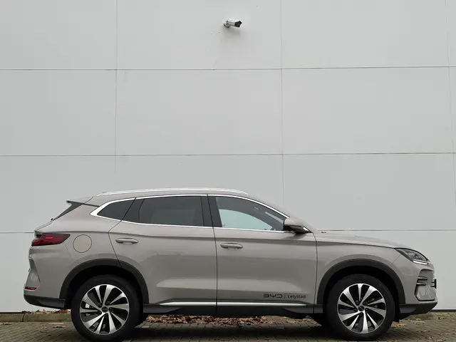 BYD SEAL U 1.5 DM-i FWD Boost 2025 Hybride Benzine 19