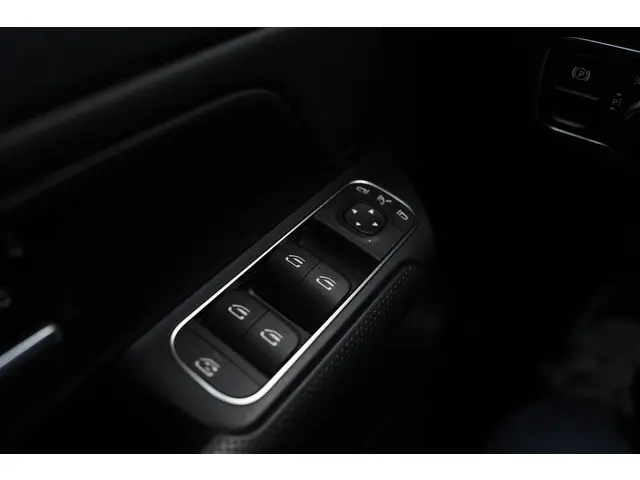 Mercedes-Benz B-Klasse 180d Style 2019 Diesel 33
