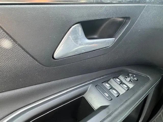 Peugeot 3008 1.2 PureTech Allure Pack 2021 Benzine 17