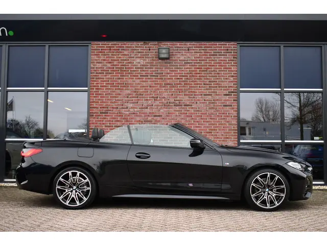 BMW 4 Serie Cabrio 420i M-Sport 2022 Benzine 53