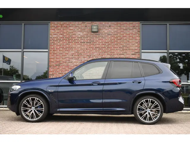 BMW X3 xDrive30e M-Sport 2021 Hybride Benzine 31