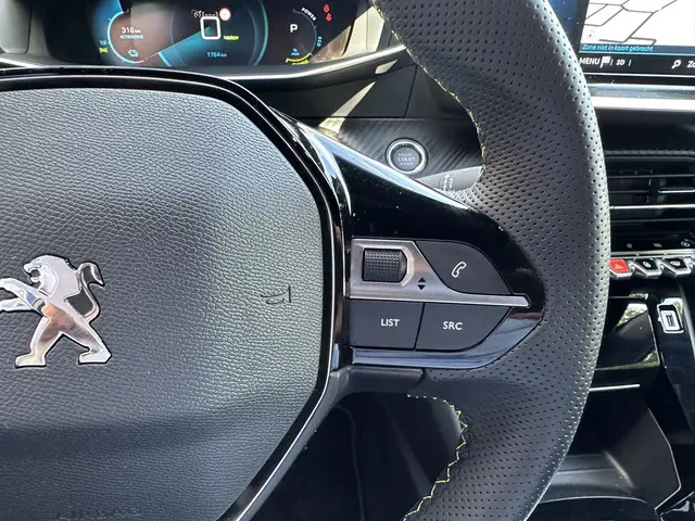 Peugeot e-2008 EV GT 2022 Elektrisch 17