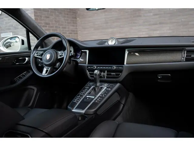 Porsche Macan Turbo 2020 Benzine 3