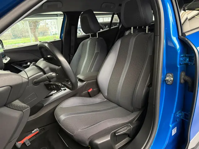 Peugeot e-2008 EV Allure 50 kWh 2020 Elektrisch 5