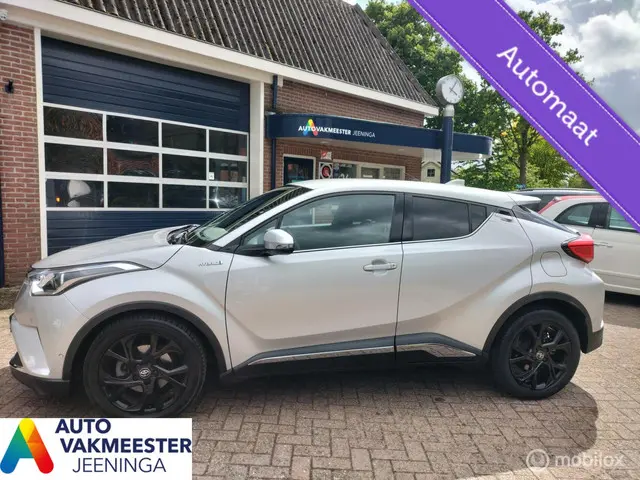 Toyota C-HR 2