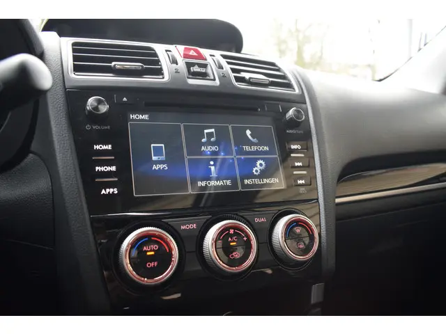 Subaru Forester 2.0 Luxury - Trekhaak 2018 Benzine 26