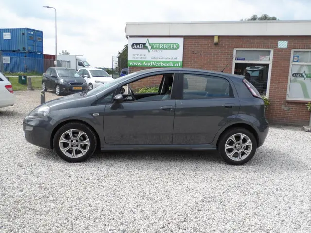 Fiat Punto Evo 0.9 TwinAir Lounge 2013 Benzine 10