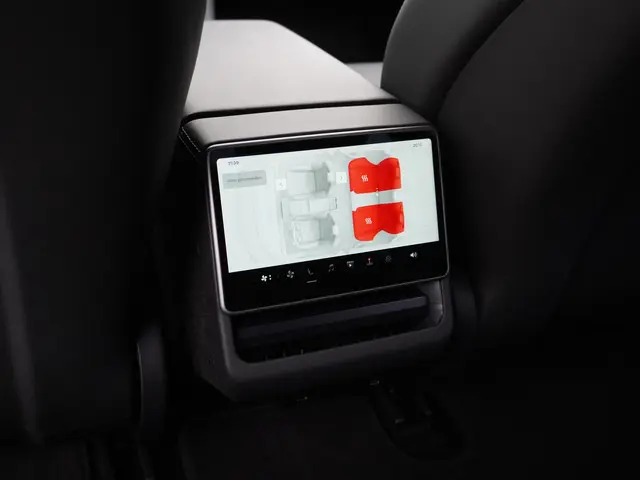 Tesla Model 3 Performance AWD 78 kWh 2025 Elektrisch 17