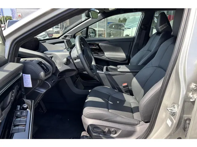 Toyota bZ4X Premium 71 kWh 2024 Elektrisch 6