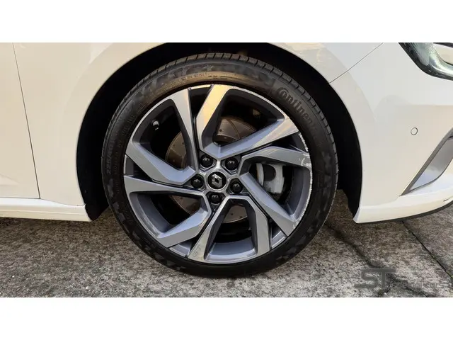 Renault Mégane Estate 1.6 TCe GT 2018 Benzine 35