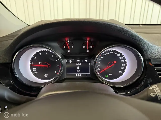 Opel Astra 1.2 Blitz Elegance 2020 Benzine 12