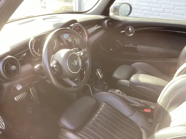 MINI Cooper Mini 1.5 John Cooper Works 2021 Benzine 3