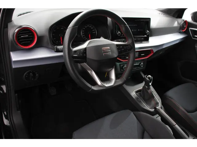 SEAT Ibiza 1.0 FR 2023 Benzine 2