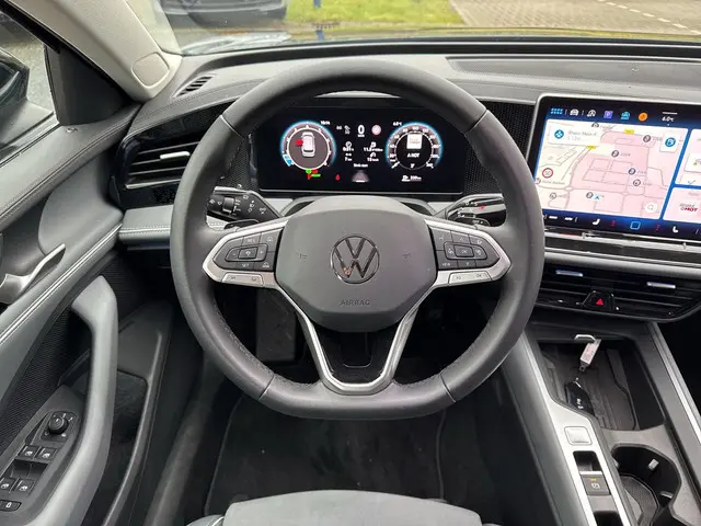 Volkswagen Passat Variant 1.5 eTSI Business 2024 Benzine 15