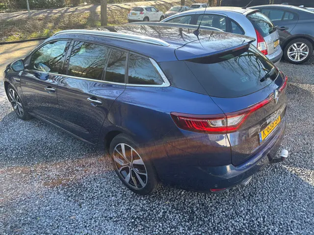 Renault Mégane Estate 1.3 TCe Bose AUTOMAAT 2021 Benzine 6