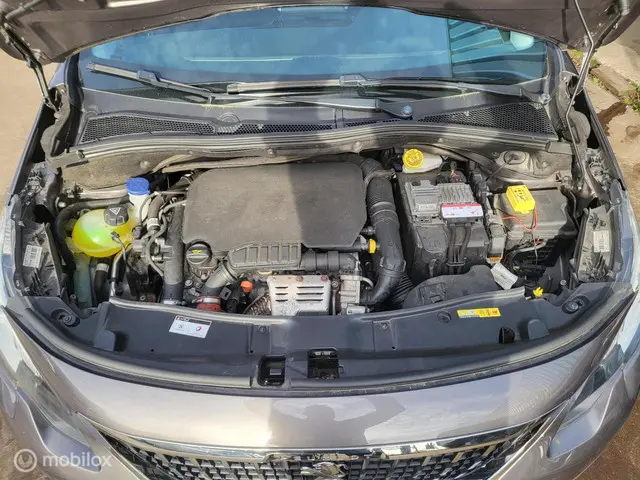 Peugeot 2008 1.2 PureTech Allure 2016 Benzine 27