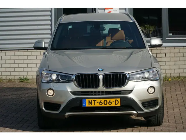 BMW X3 XDrive20i High Executive X-DRIVE 2014 Benzine 15