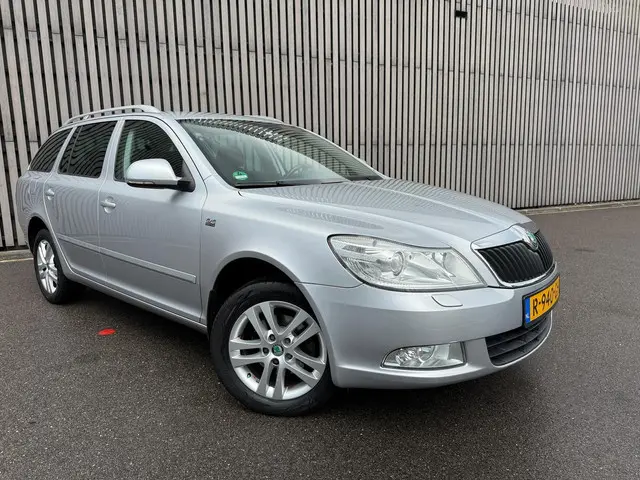 Škoda Octavia 1.6 TDI 4X4 goed onderhouden! 2013 Diesel 21