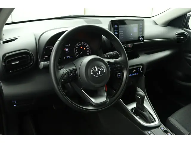 Toyota Yaris 1.5 Hybrid Active 2023 Hybride Benzine 65
