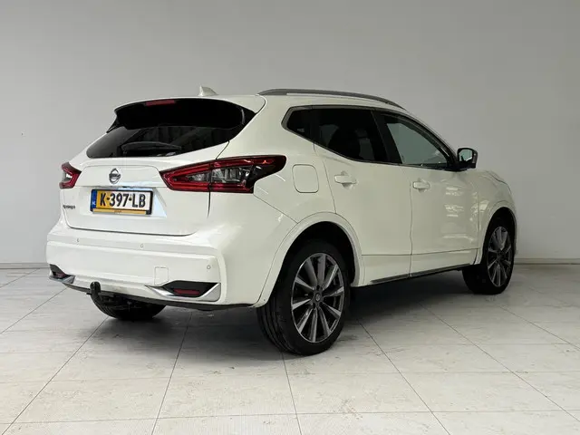 Nissan QASHQAI 1.3 DIG-T Tekna + 2021 Benzine 2