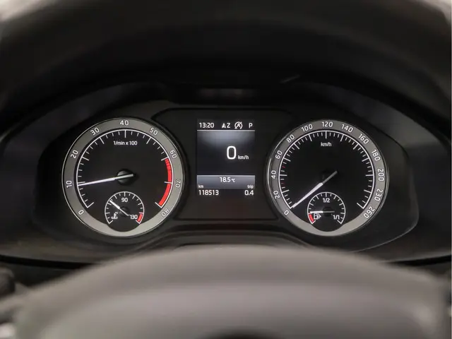 Škoda Karoq 1.5 TSI ACT Ambition Business 2018 Benzine 20