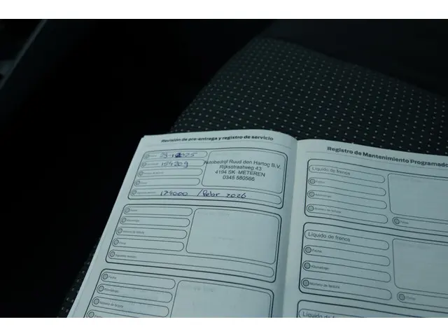 Ford C-MAX 1.6 TITANIUM 2013 Benzine 24