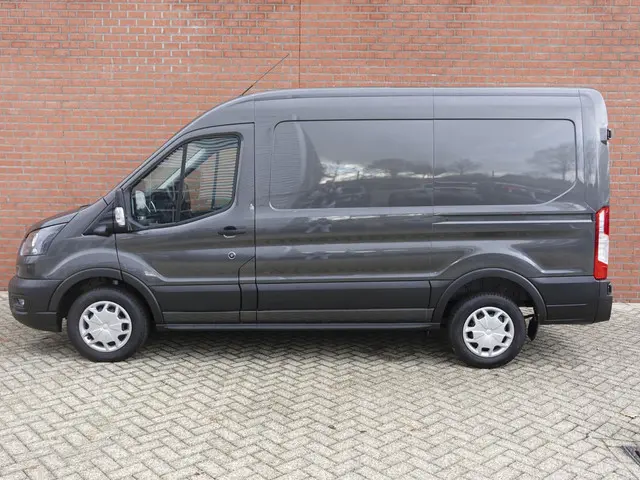 Ford Transit 310 L2H2 Trend BPM VRIJ! 2024 Diesel 6