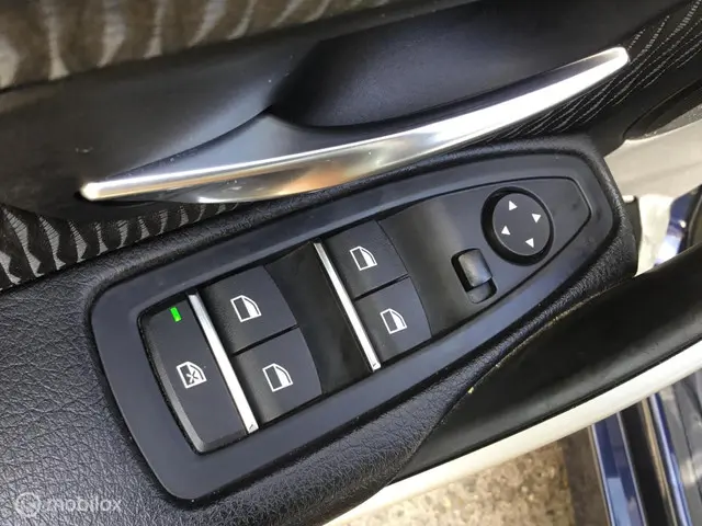 BMW 3 Serie Touring 318d 2017 Diesel 11