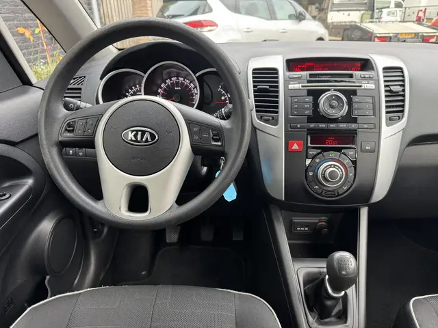 Kia Venga 1.4 CVVT Plus Pack 2012 Benzine 12
