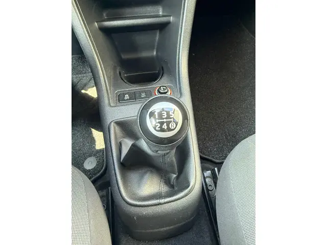 Volkswagen up! 1.0 move up! BlueMotion 2016 Benzine 33