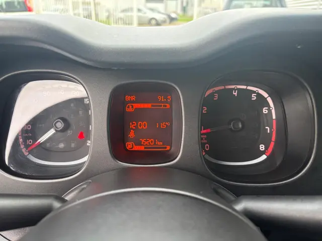 Fiat Panda 1.2 Lounge 2020 Benzine 7