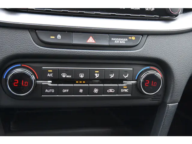 Kia Ceed Sportswagon 1.0 T-GDi DynamicLine 2024 Benzine 17