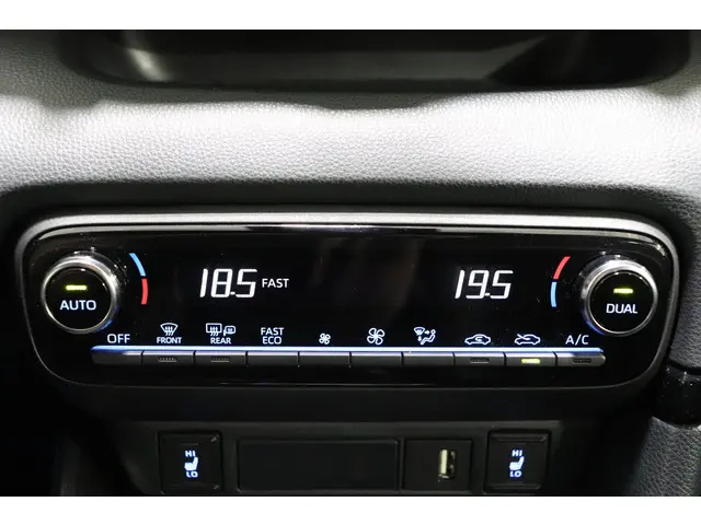 Toyota Yaris 1.5 Hybrid GR Sport, 2023 Hybride Benzine 19