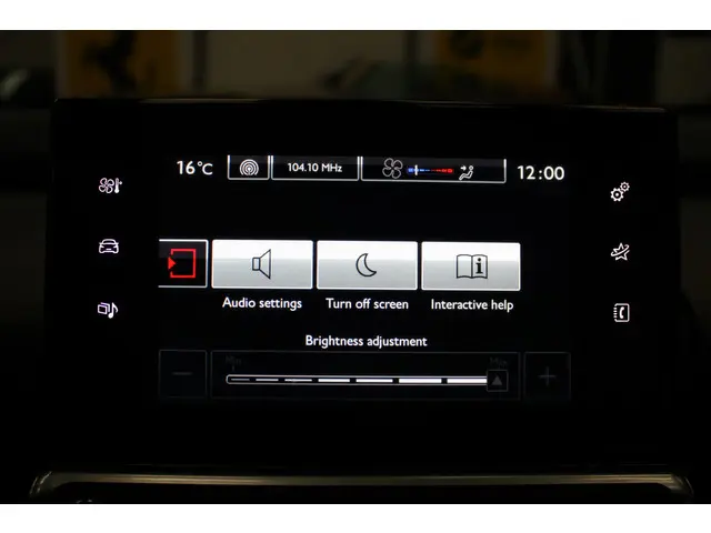 Citroën C4 Cactus 1.2 e-VTi Feel Automaat 2015 Benzine 19