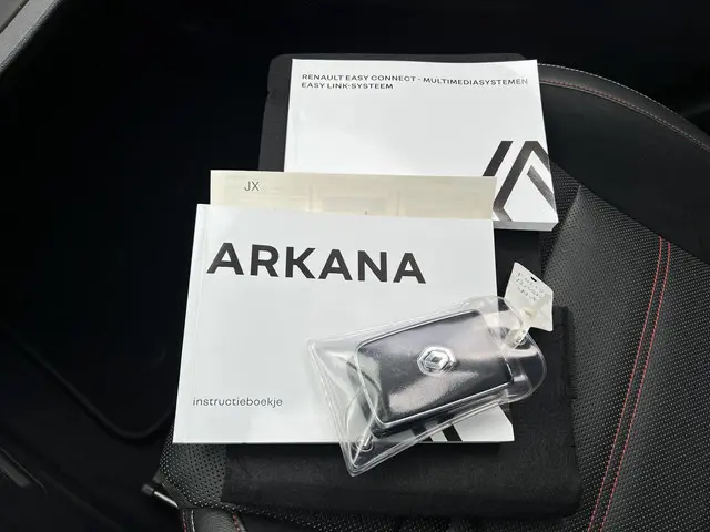 Renault Arkana 1.3 Mild Hybrid 160 R.S. line 2023 Benzine 16