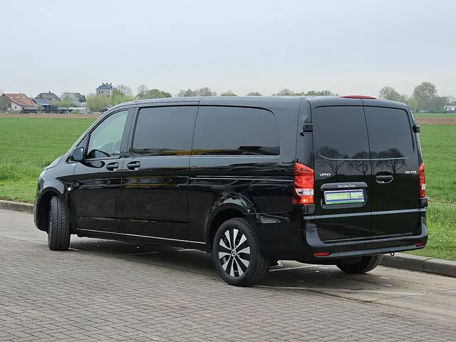 Mercedes-Benz Vito 116 2024 Diesel 6