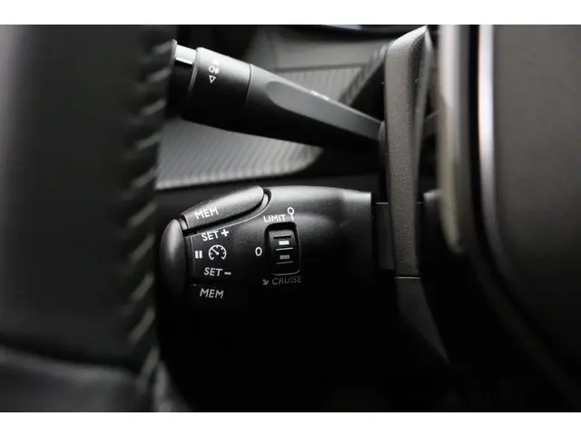 Peugeot e-208 EV E-Style 50 kWh 2023 Elektrisch 28